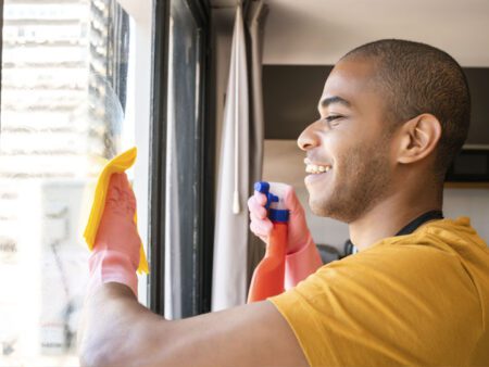 Cleaning windows thoroughly can be a daunting task