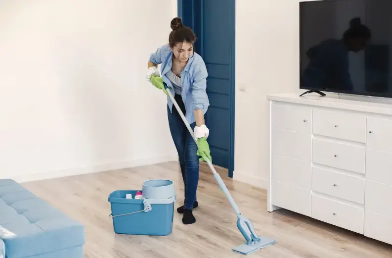 How to Mop a Floor Without Streaks